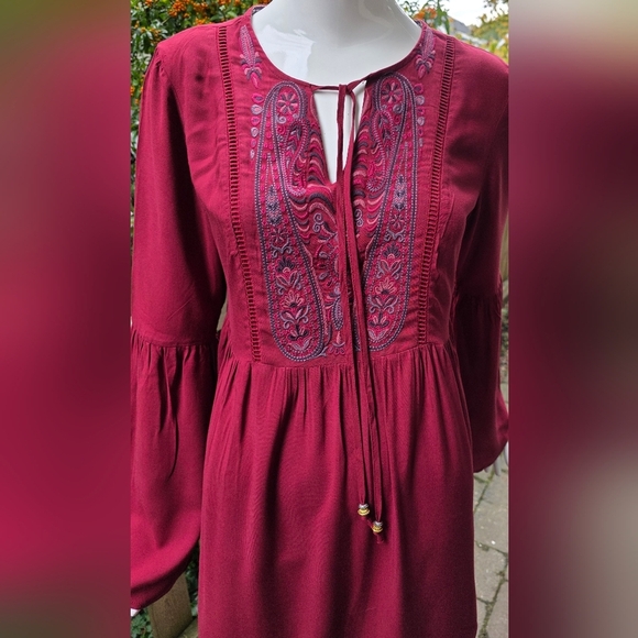 Knox Rose Boho Embroidered Red Smock Top. XS Rayon - Picture 5 of 13